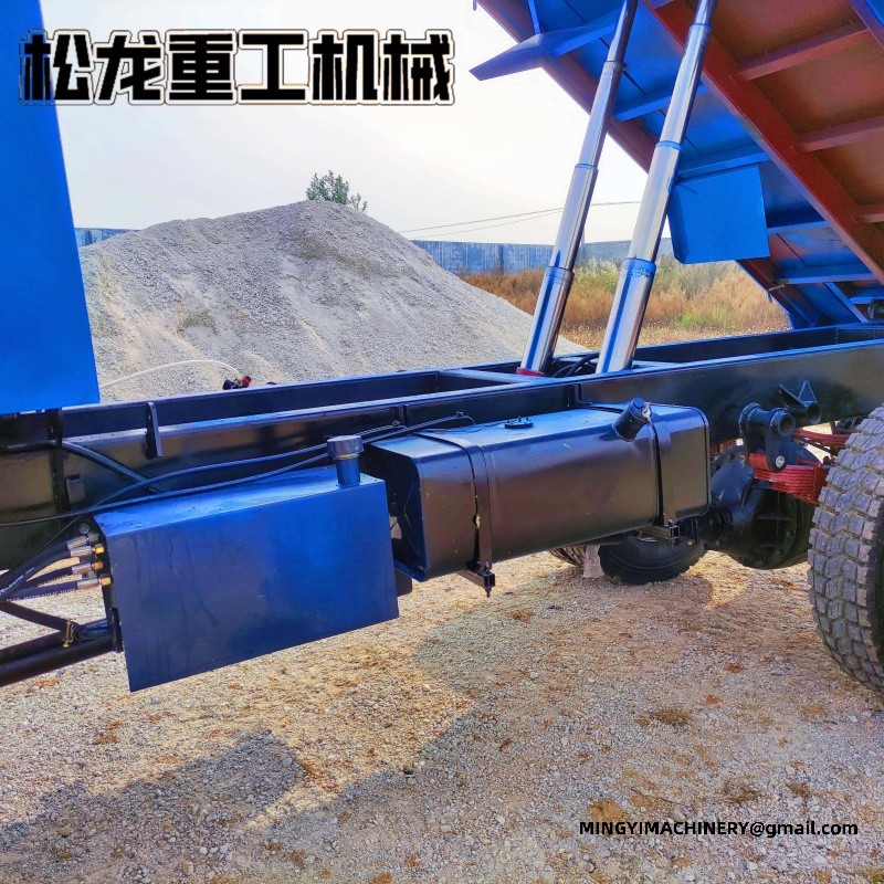 4x4 dumper with log grapple