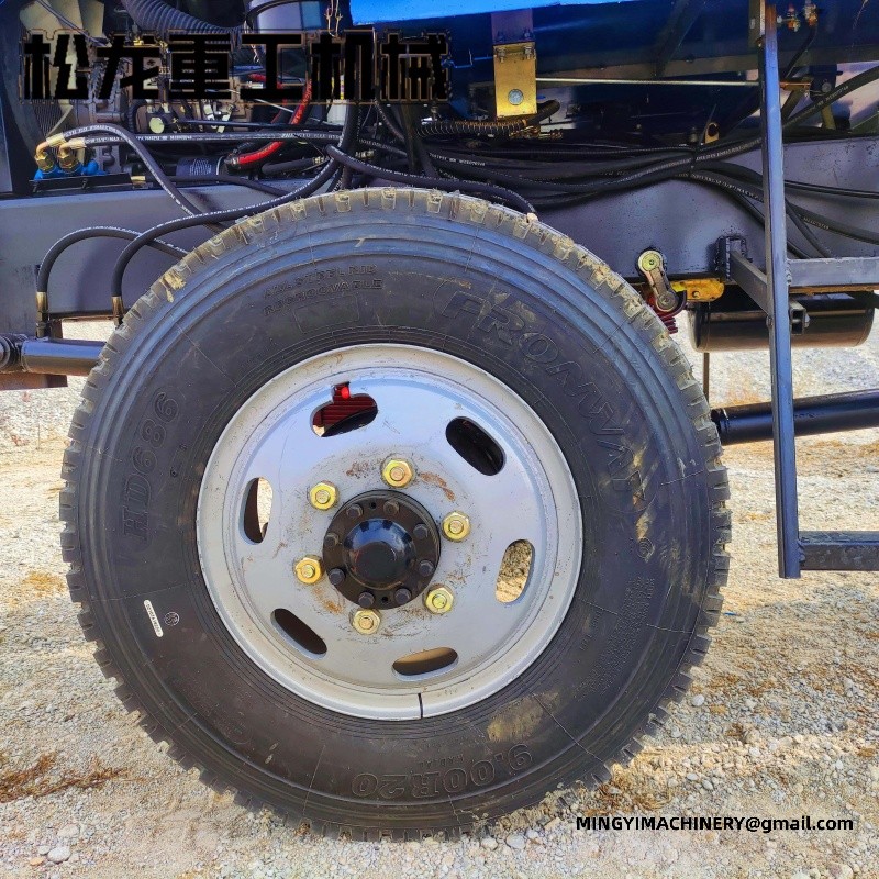 4WD logging transport vehicle