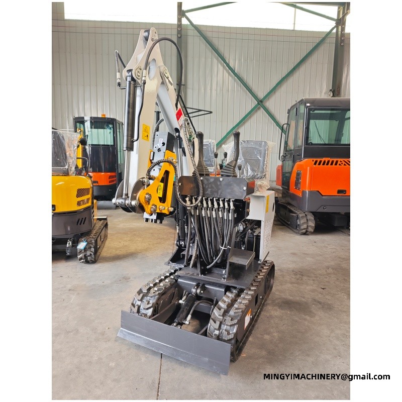 Mini garden excavator