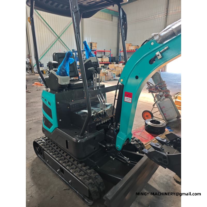 Lightweight Mini Digger for Backyard Digging Work