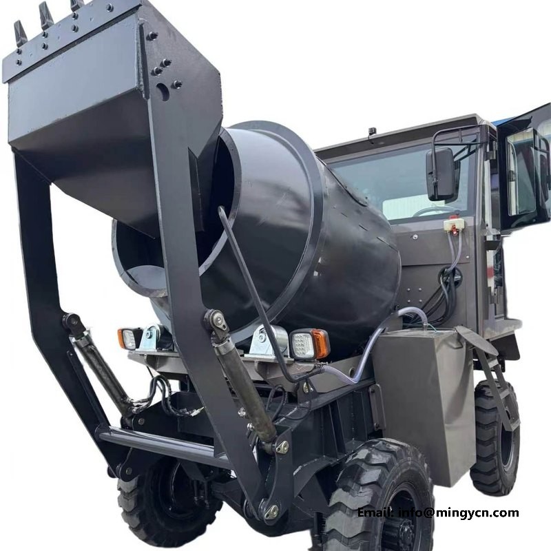 0.8m3 4WD Self Loading Mixer with Operator Cab: Weather Protection