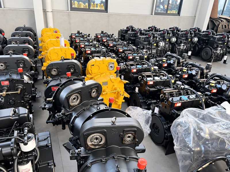 Diesel engines and transmissions in stock at the Mingyi factory