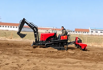 Mingyi rough-terrain forklift operating in a farm field